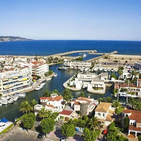 Club Nautic-30 By Interhome Apartman
